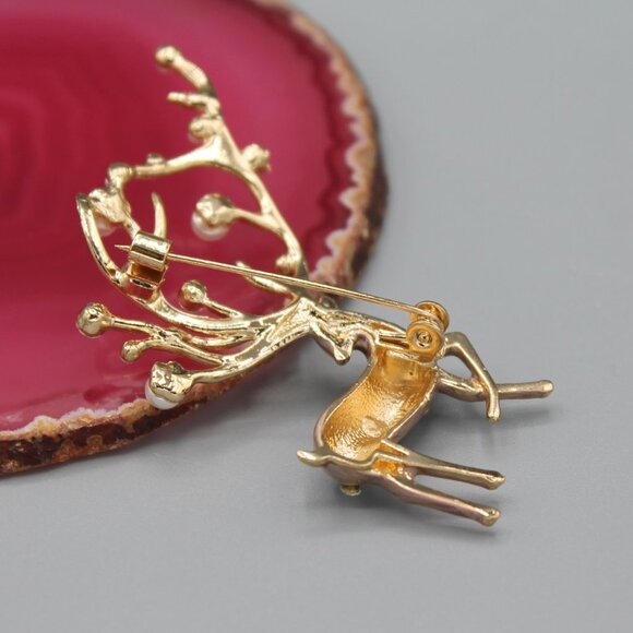 Deer Holidays Christmas pin brooch jewelry fashion pearl pearls elegant new - Picture 5 of 12